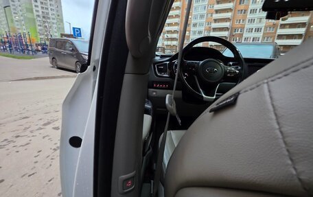 KIA Carnival III, 2018 год, 2 800 000 рублей, 19 фотография