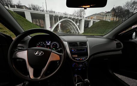 Hyundai Solaris II рестайлинг, 2011 год, 780 000 рублей, 8 фотография