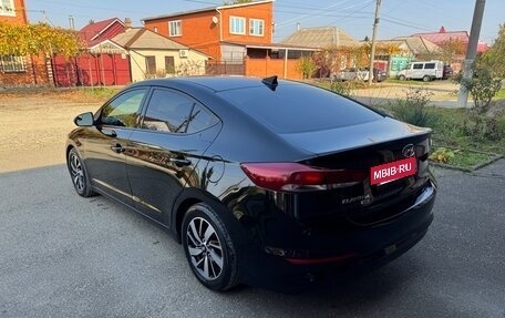 Hyundai Elantra VI рестайлинг, 2018 год, 1 450 000 рублей, 5 фотография
