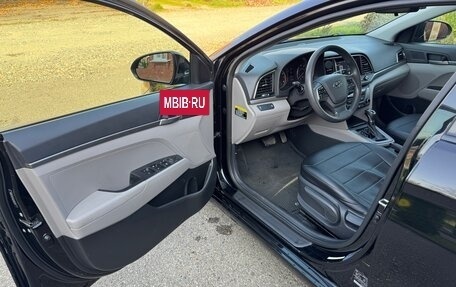 Hyundai Elantra VI рестайлинг, 2018 год, 1 450 000 рублей, 11 фотография