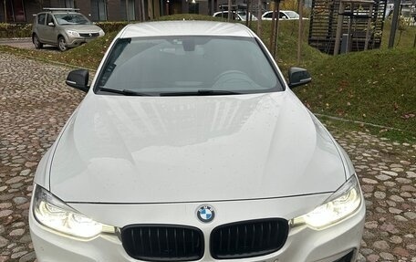 BMW 3 серия, 2016 год, 2 450 000 рублей, 13 фотография