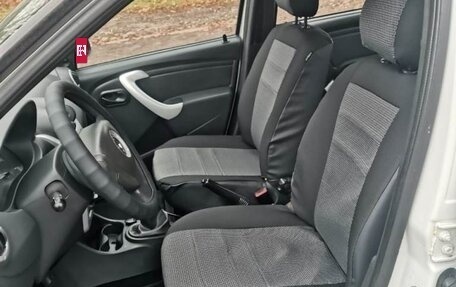 Renault Logan I, 2013 год, 345 000 рублей, 21 фотография