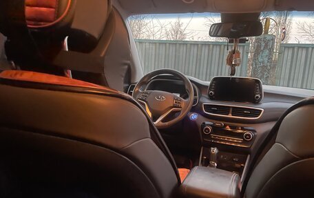 Hyundai Tucson III, 2019 год, 2 400 000 рублей, 7 фотография