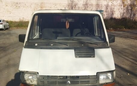 Renault Trafic, 1992 год, 250 000 рублей, 2 фотография