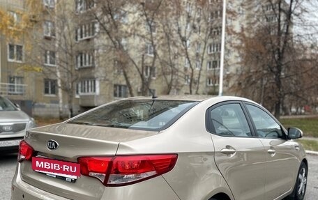 KIA Rio III рестайлинг, 2015 год, 3 фотография