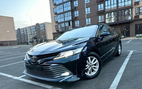 Toyota Camry, 2019 год, 2 950 000 рублей, 5 фотография