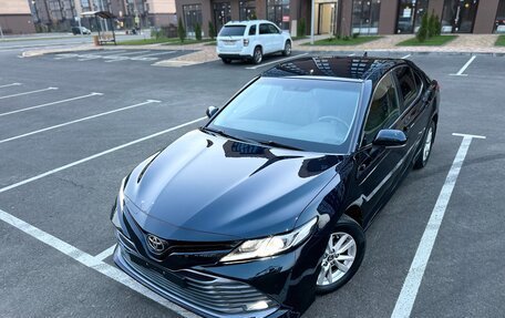 Toyota Camry, 2019 год, 2 950 000 рублей, 6 фотография