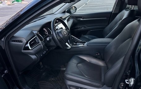 Toyota Camry, 2019 год, 2 950 000 рублей, 14 фотография