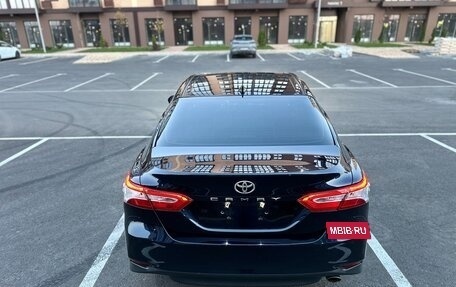 Toyota Camry, 2019 год, 2 950 000 рублей, 10 фотография