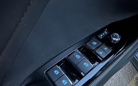 Toyota Camry, 2019 год, 2 950 000 рублей, 20 фотография