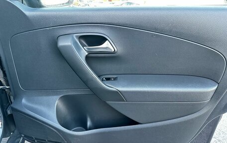 Volkswagen Polo VI (EU Market), 2016 год, 1 000 000 рублей, 17 фотография