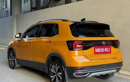 Volkswagen T-Cross I, 2021 год, 1 300 000 рублей, 3 фотография