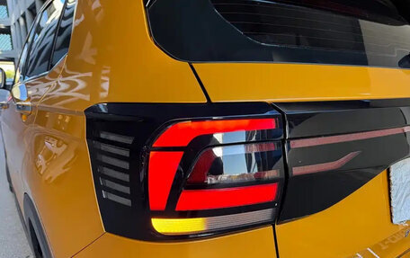 Volkswagen T-Cross I, 2021 год, 1 300 000 рублей, 16 фотография