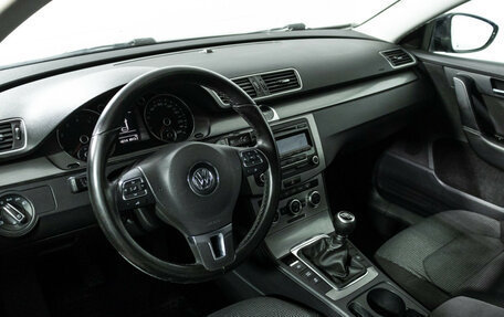 Volkswagen Passat B7, 2012 год, 689 898 рублей, 11 фотография