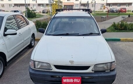 Nissan Wingroad I, 1999 год, 155 000 рублей, 1 фотография