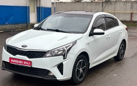 KIA Rio IV, 2019 год, 910 000 рублей, 1 фотография
