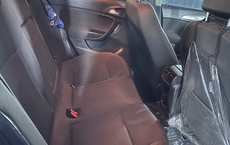 Opel Insignia II рестайлинг, 2010 год, 750 000 рублей, 8 фотография