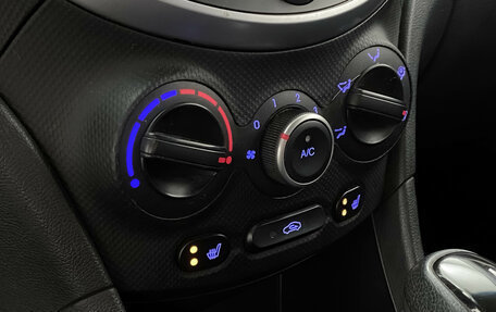 Hyundai Solaris II рестайлинг, 2015 год, 1 167 000 рублей, 18 фотография