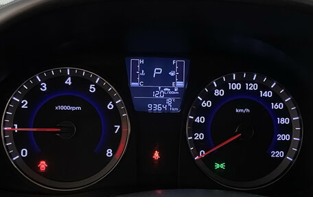 Hyundai Solaris II рестайлинг, 2015 год, 1 167 000 рублей, 20 фотография