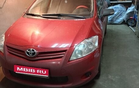 Toyota Auris II, 2011 год, 1 100 000 рублей, 4 фотография