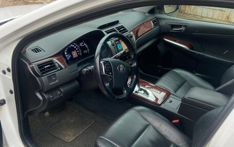 Toyota Camry, 2013 год, 1 700 000 рублей, 9 фотография