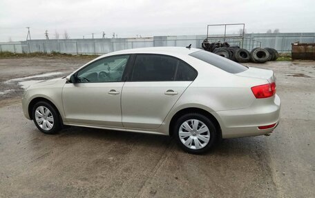 Volkswagen Jetta VI, 2012 год, 1 000 000 рублей, 4 фотография