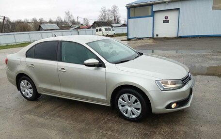 Volkswagen Jetta VI, 2012 год, 1 000 000 рублей, 5 фотография
