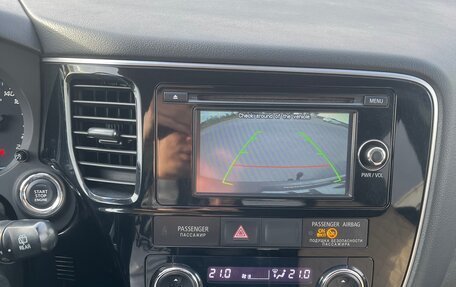 Mitsubishi Outlander III рестайлинг 3, 2012 год, 1 355 000 рублей, 18 фотография