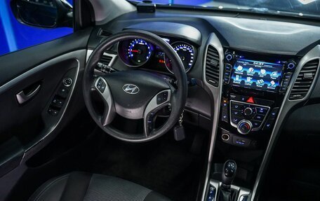 Hyundai i30 II рестайлинг, 2015 год, 1 199 000 рублей, 32 фотография