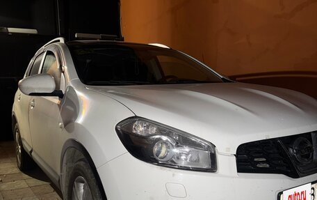 Nissan Qashqai+2 I, 2011 год, 900 000 рублей, 2 фотография