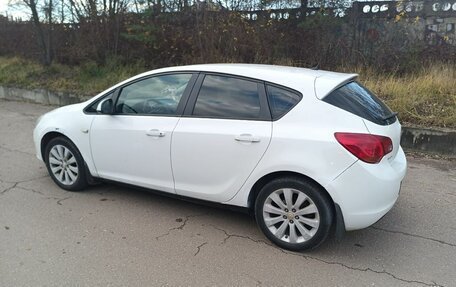 Opel Astra H, 2012 год, 390 000 рублей, 4 фотография