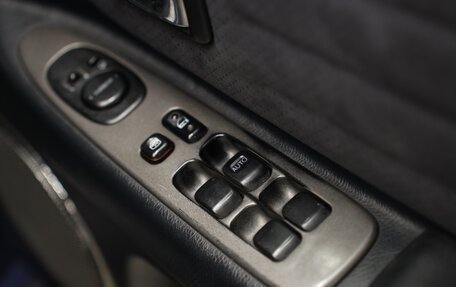 Toyota Altezza, 2001 год, 640 000 рублей, 8 фотография