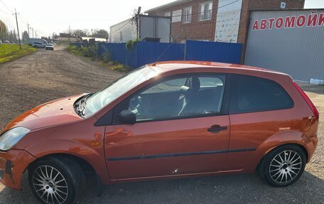 Ford Fiesta, 2003 год, 300 000 рублей, 3 фотография