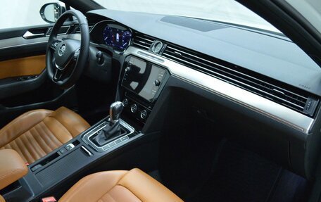 Volkswagen Passat B8 рестайлинг, 2019 год, 2 300 000 рублей, 12 фотография