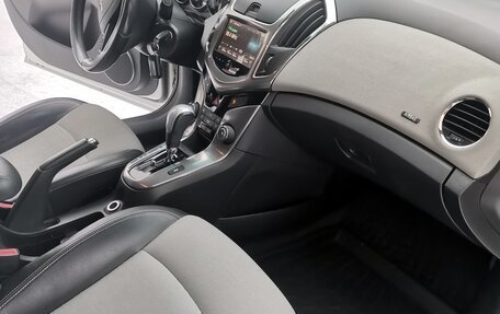 Chevrolet Cruze II, 2014 год, 820 000 рублей, 8 фотография