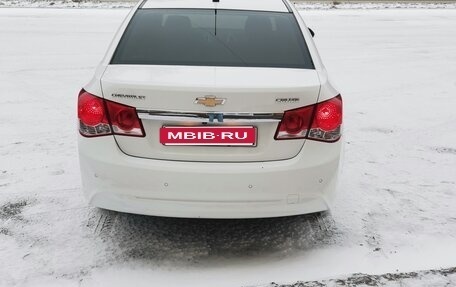 Chevrolet Cruze II, 2014 год, 820 000 рублей, 4 фотография