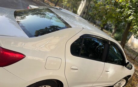 Renault Logan II, 2014 год, 650 000 рублей, 8 фотография