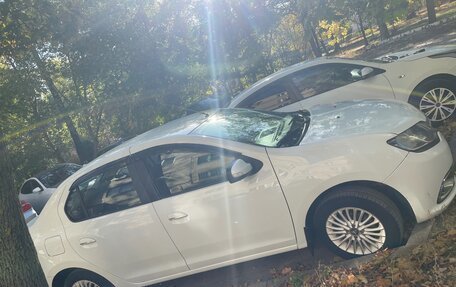 Renault Logan II, 2014 год, 650 000 рублей, 5 фотография