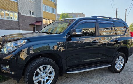 Toyota Land Cruiser Prado 150 рестайлинг 2, 2010 год, 2 650 000 рублей, 6 фотография