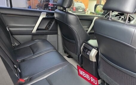 Toyota Land Cruiser Prado 150 рестайлинг 2, 2010 год, 2 650 000 рублей, 20 фотография