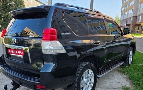 Toyota Land Cruiser Prado 150 рестайлинг 2, 2010 год, 2 650 000 рублей, 11 фотография