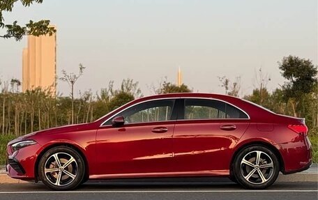 Mercedes-Benz A-Класс, 2022 год, 1 789 132 рублей, 4 фотография