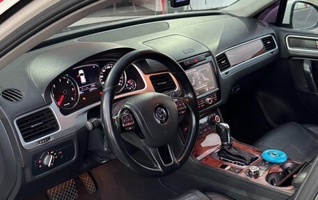 Volkswagen Touareg III, 2010 год, 2 000 000 рублей, 8 фотография