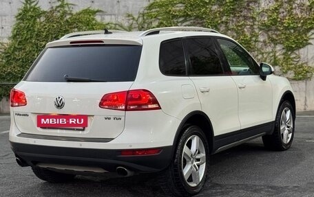 Volkswagen Touareg III, 2010 год, 2 000 000 рублей, 5 фотография