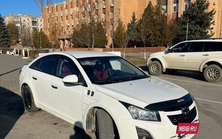 Chevrolet Cruze II, 2010 год, 650 000 рублей, 3 фотография