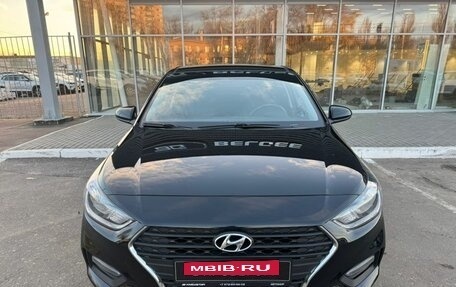 Hyundai Solaris II рестайлинг, 2018 год, 1 292 000 рублей, 2 фотография