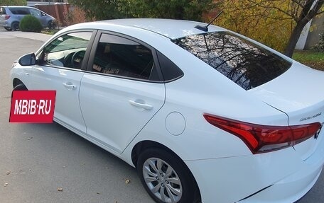 Hyundai Solaris II рестайлинг, 2020 год, 1 400 000 рублей, 5 фотография