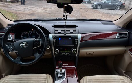 Toyota Camry, 2013 год, 1 840 000 рублей, 11 фотография