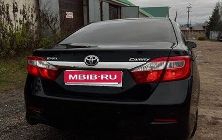 Toyota Camry, 2013 год, 1 840 000 рублей, 6 фотография
