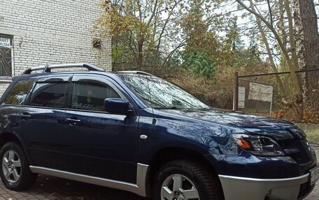 Mitsubishi Outlander III рестайлинг 3, 2003 год, 750 000 рублей, 3 фотография